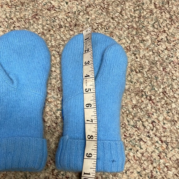 New cashmere beaded mitts - Picture 6 of 7